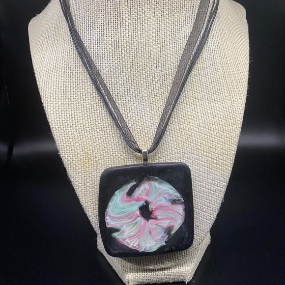 Handmade Pendant Necklace - Picture 1 of 1